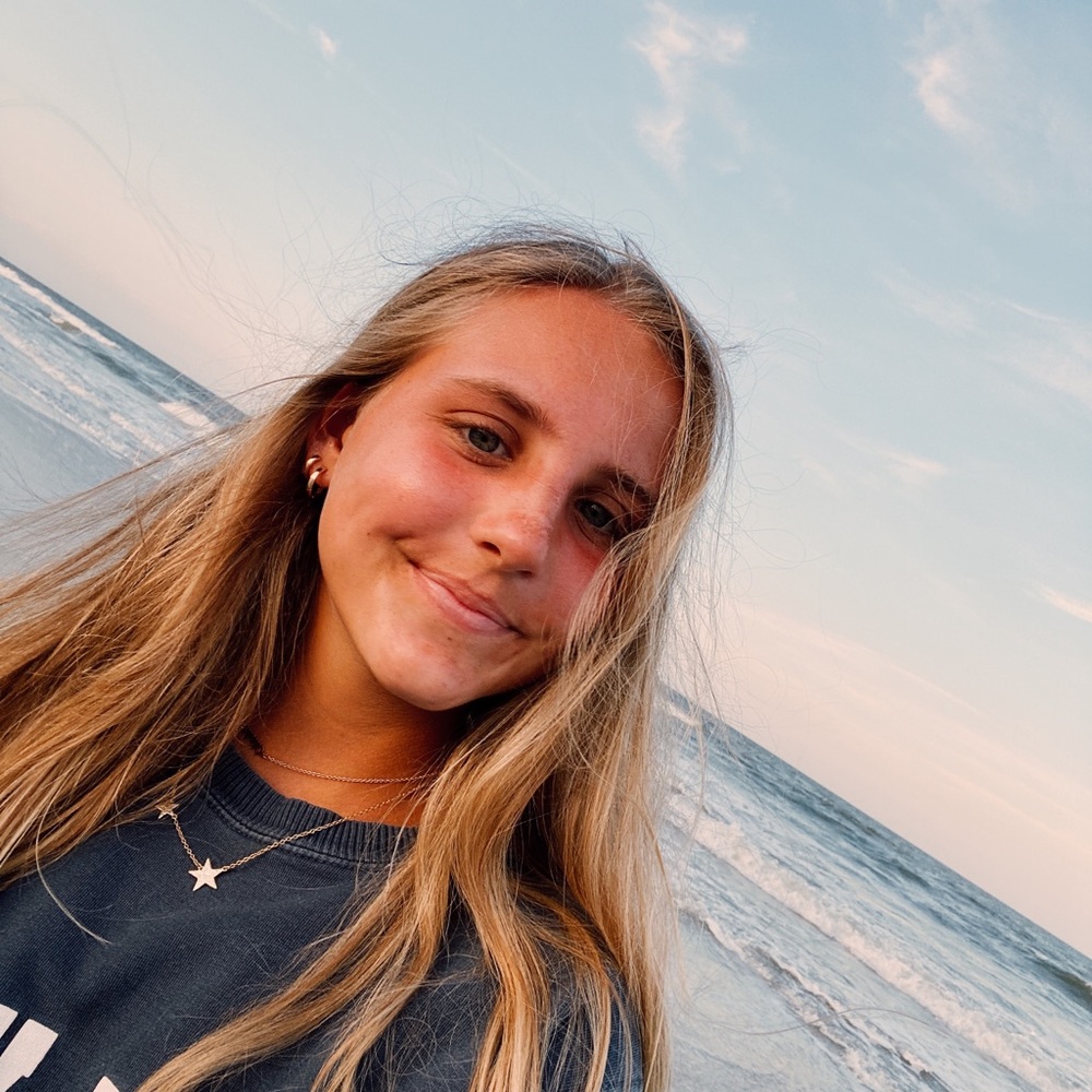 Meet your Posher, Olivia